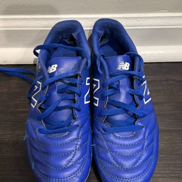 New Balance Soccer Cleats Blue - Size 2.5 WIDE - Picture 2 of 3